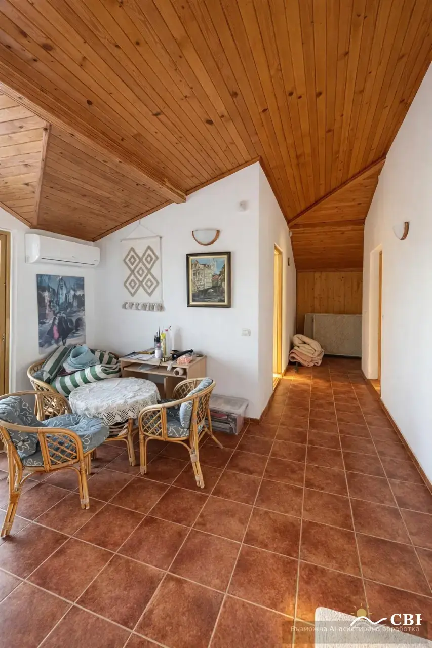 House, 1-room, 180 m², in Varna. Photo 1 of 16. Varna, Black Sea, Bulgaria. Cheap Beach Holiday.