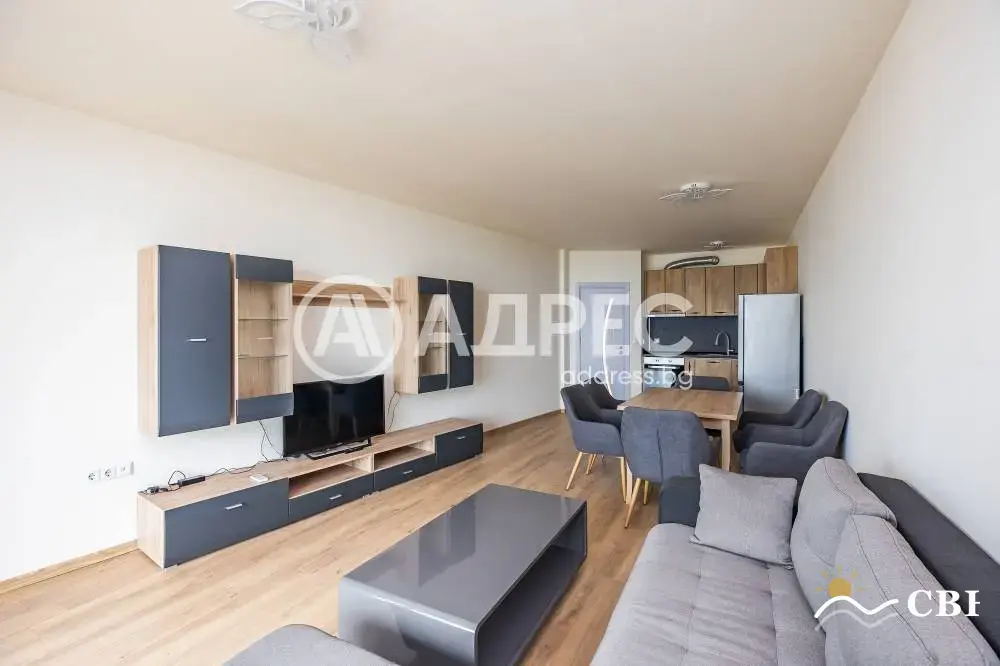 Apartment, 3-room, 97 m², in Varna. Photo 2 of 16. Varna, Black Sea, Bulgaria. Cheap Beach Holiday.