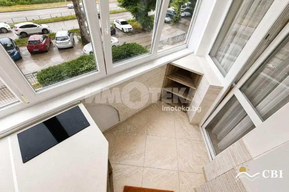 Apartment, 2-room, 58 m², in Varna. Photo 2 of 11. Varna, Black Sea, Bulgaria. Cheap Beach Holiday.
