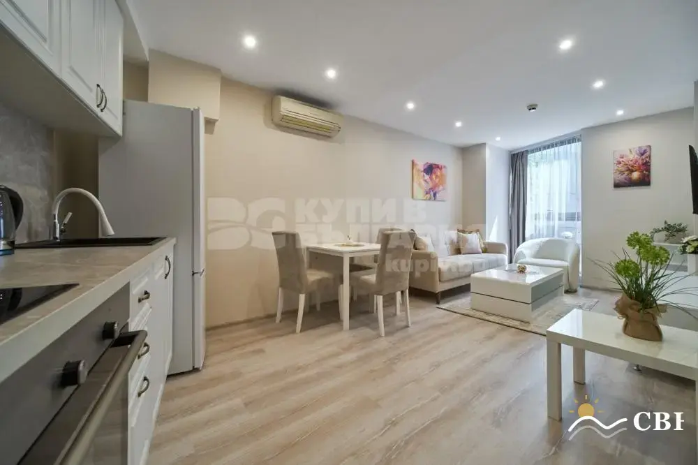 Apartment, 2-room, 65 m², in Varna. Photo 4 of 8. Varna, Black Sea, Bulgaria. Cheap Beach Holiday.