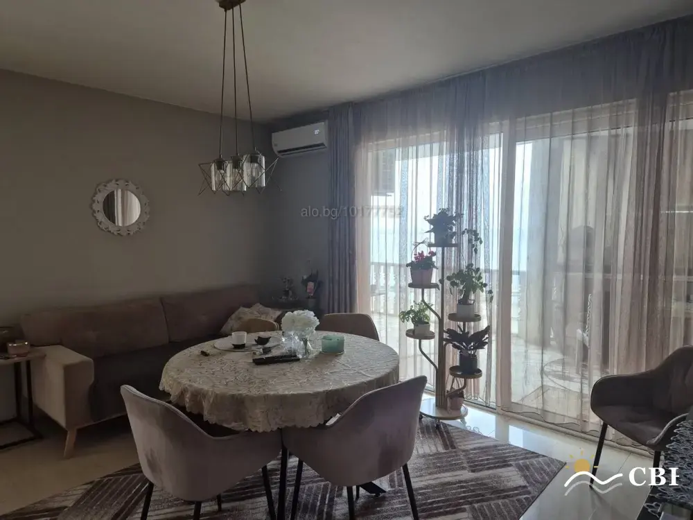 House, 1-room, 400 m², in Burgas. Photo 3 of 3. Burgas, Black Sea, Bulgaria. Cheap Beach Holiday.