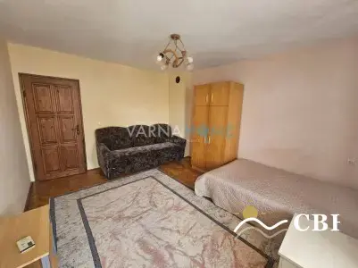 Apartment, 2-room, 90 m², in Varna. Photo 3 of 8. Varna, Black Sea, Bulgaria. Cheap Beach Holiday.
