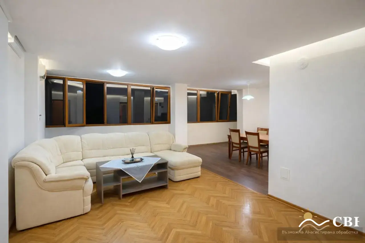 Apartment, 3-room, 130 m², in Varna. Photo 5 of 5. Varna, Black Sea, Bulgaria. Cheap Beach Holiday.