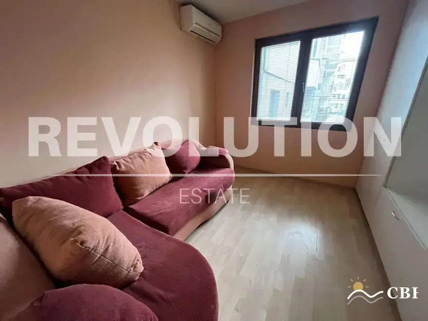 Apartment, 3-room, 70 m², in Varna. Photo 6 of 7. Varna, Black Sea, Bulgaria. Cheap Beach Holiday.