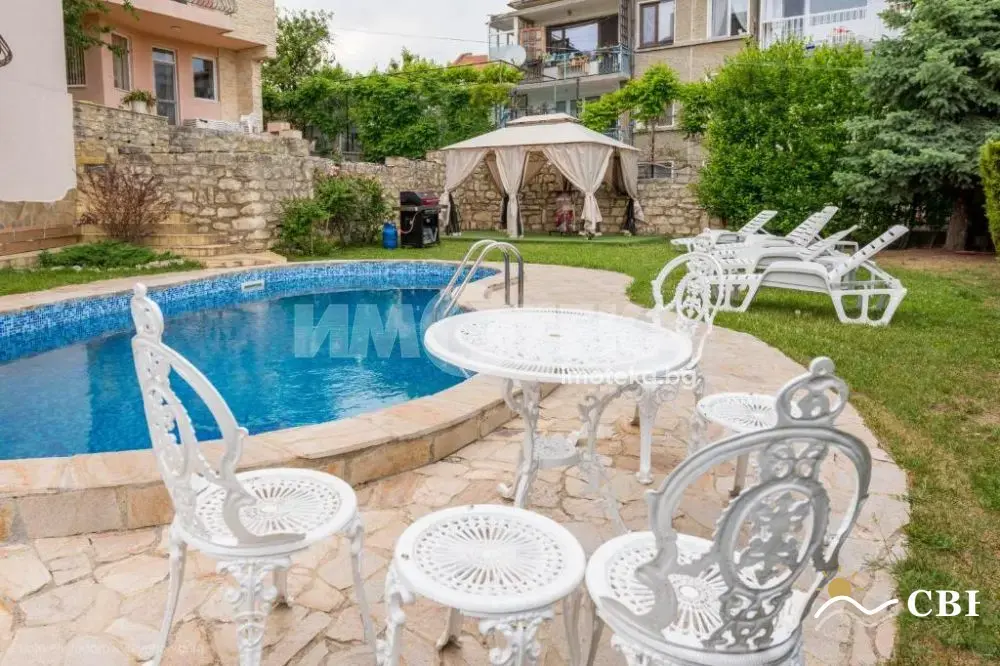 Apartment, 3-room, 156 m², in Vinitsa. Photo 5 of 14. Vinitsa, Black Sea, Bulgaria. Cheap Beach Holiday.