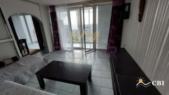 Apartment, 3-room, 70 m², in Varna. Photo 5 of 8. Varna, Black Sea, Bulgaria. Cheap Beach Holiday.