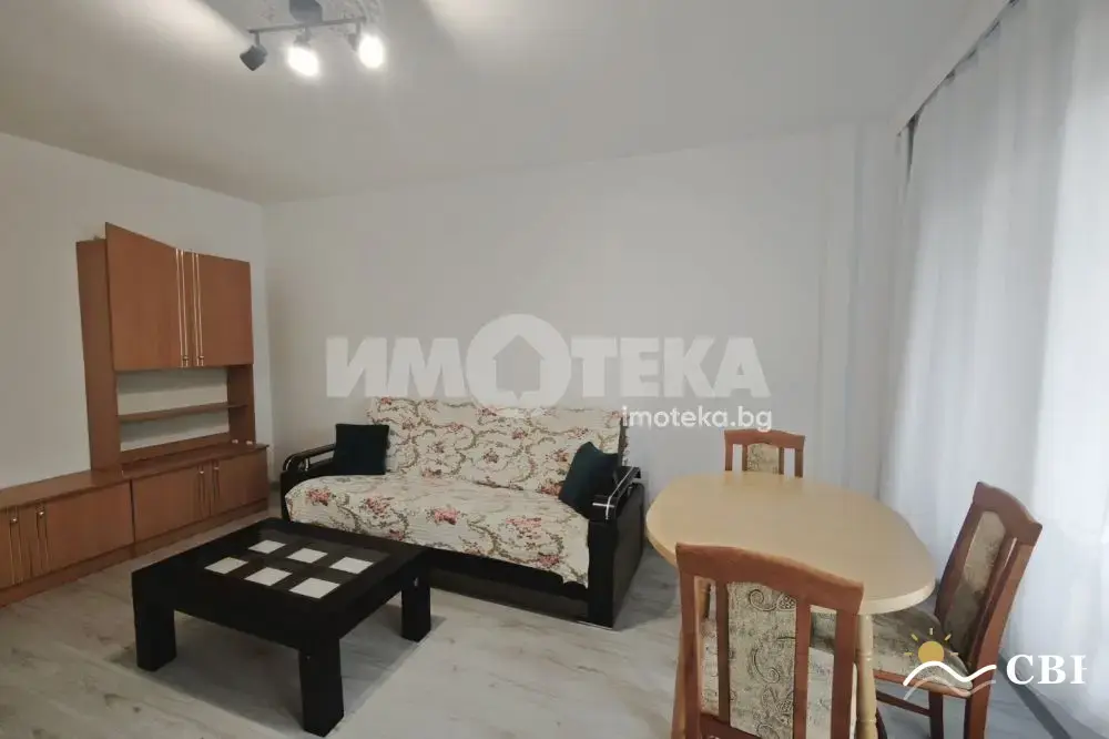 Apartment, 3-room, 65 m², in Varna. Photo 4 of 16. Varna, Black Sea, Bulgaria. Cheap Beach Holiday.