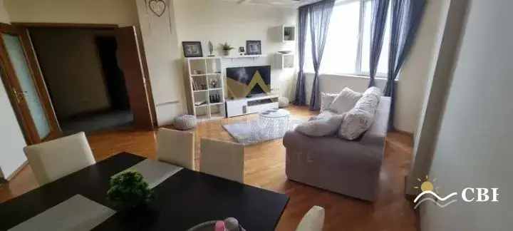 Apartment, 2-room, 84 m², in Varna. Photo 2 of 8. Varna, Black Sea, Bulgaria. Cheap Beach Holiday.