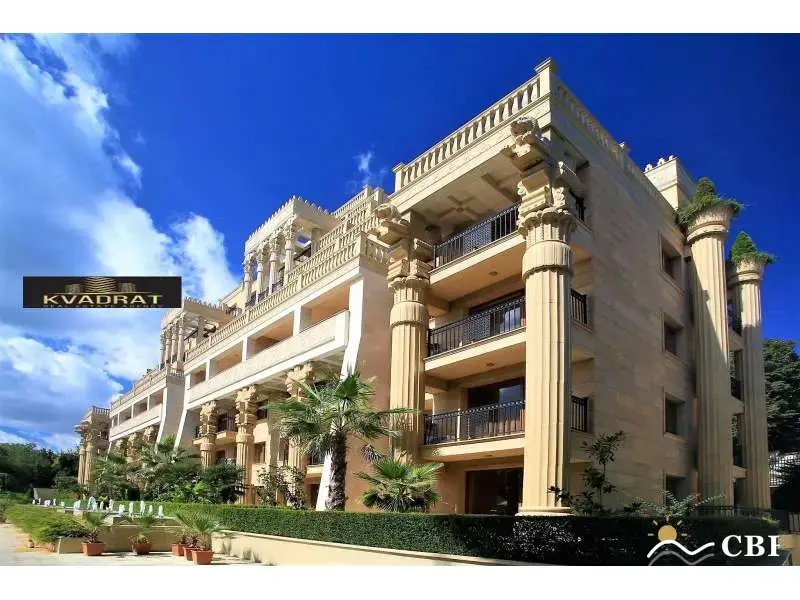 Apartment, 3-room, 140 m², in Varna. Photo 1 of 14. Varna, Black Sea, Bulgaria. Cheap Beach Holiday.