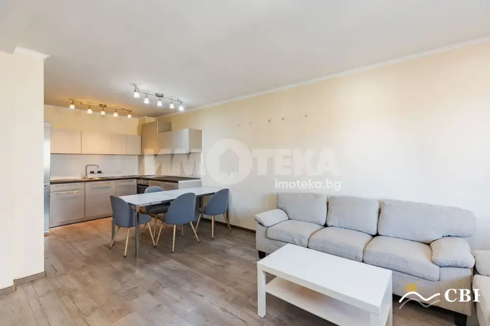Apartment, 2-room, 80 m², in Varna. Photo 6 of 16. Varna, Black Sea, Bulgaria. Cheap Beach Holiday.
