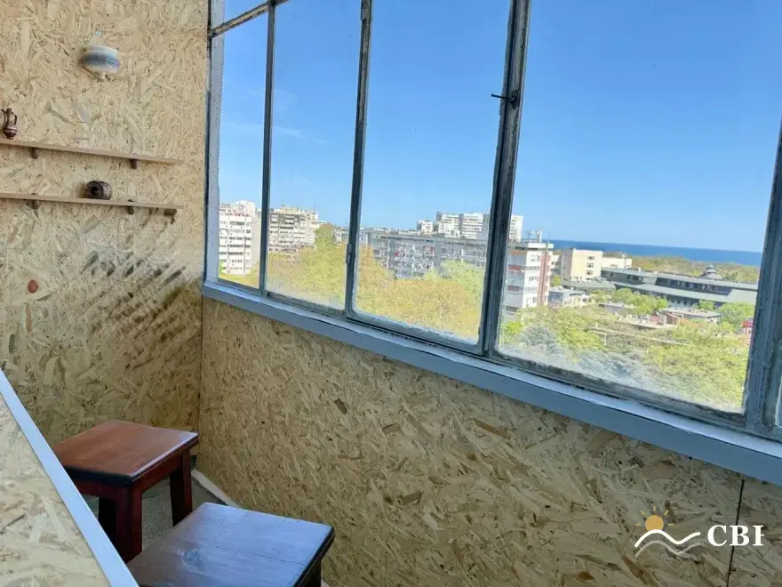 Apartment, 3-room, 80 m², in Varna. Photo 8 of 9. Varna, Black Sea, Bulgaria. Cheap Beach Holiday.