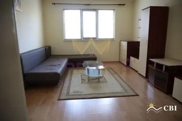 Apartment, 3-room, 90 m², in Varna. Photo 4 of 11. Varna, Black Sea, Bulgaria. Cheap Beach Holiday.