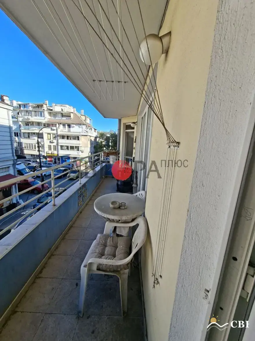 Apartment, 2-room, 70 m², in Burgas. Photo 8 of 9. Burgas, Black Sea, Bulgaria. Cheap Beach Holiday.
