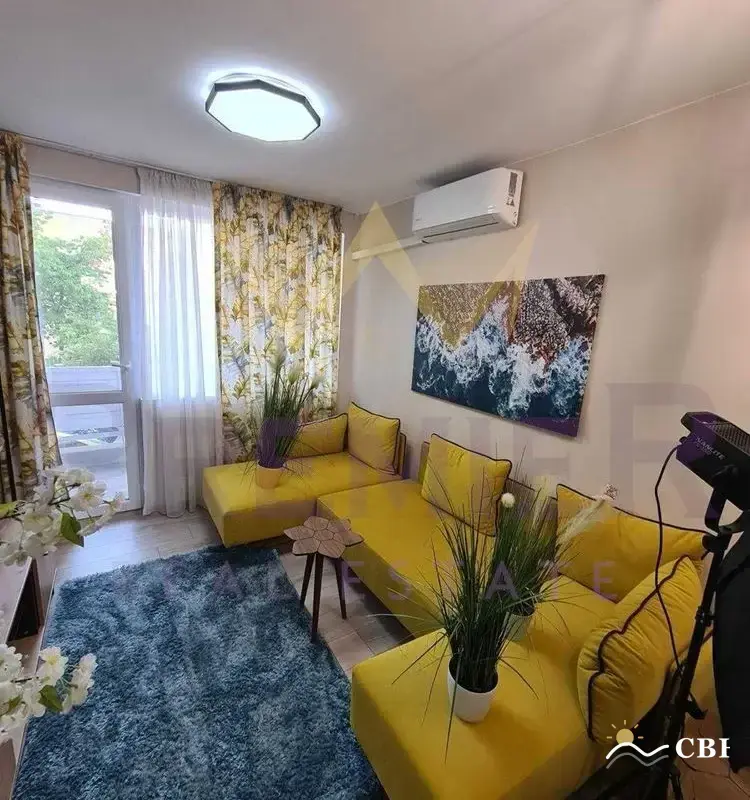 Apartment, 3-room, 110 m², in Vinitsa. Photo 3 of 11. Vinitsa, Black Sea, Bulgaria. Cheap Beach Holiday.