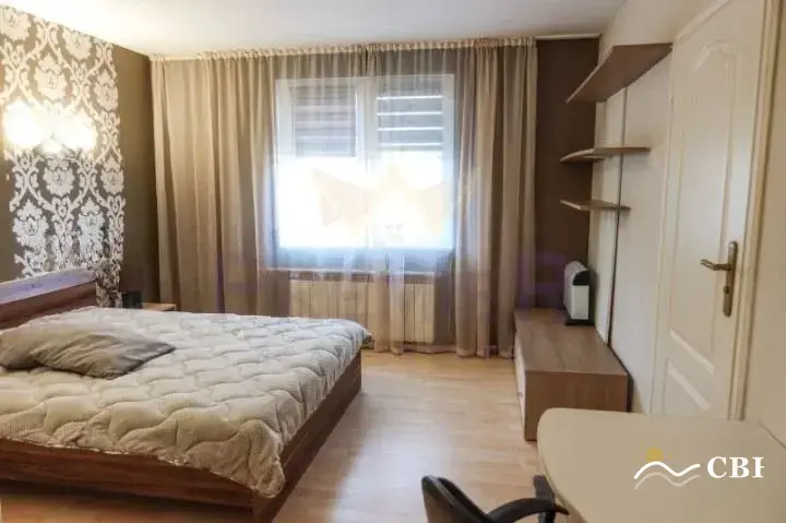Apartment, 4-room, 200 m², in Varna. Photo 6 of 14. Varna, Black Sea, Bulgaria. Cheap Beach Holiday.