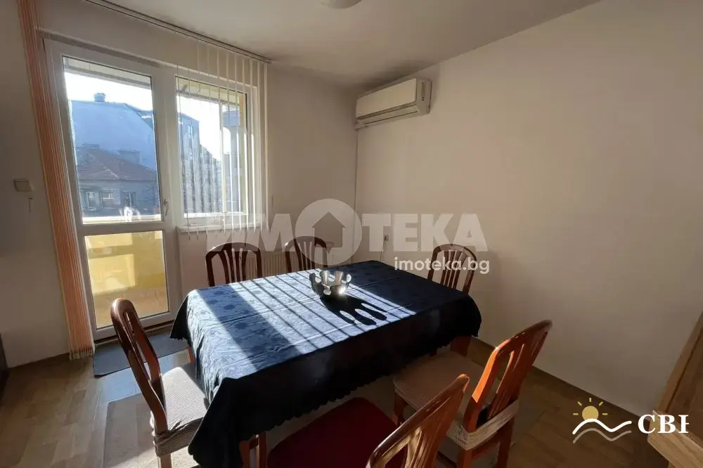 Apartment, 1-room, 160 m², in Varna. Photo 5 of 16. Varna, Black Sea, Bulgaria. Cheap Beach Holiday.