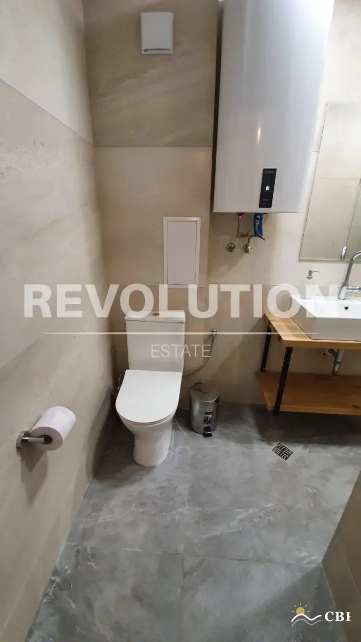 Apartment, 3-room, 92 m², in Varna. Photo 5 of 6. Varna, Black Sea, Bulgaria. Cheap Beach Holiday.