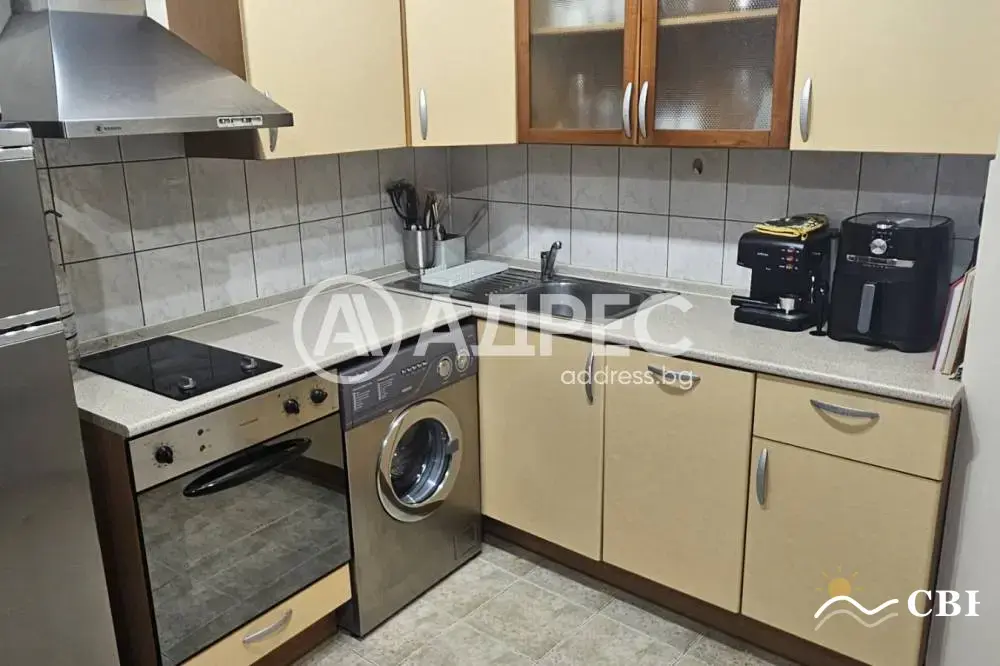 Apartment, 3-room, 75 m², in Varna. Photo 1 of 13. Varna, Black Sea, Bulgaria. Cheap Beach Holiday.