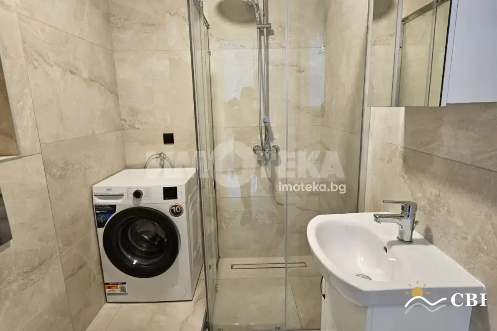 Apartment, 2-room, 63 m², in Varna. Photo 4 of 11. Varna, Black Sea, Bulgaria. Cheap Beach Holiday.