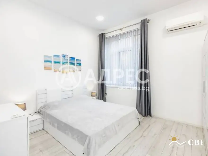 Apartment, 3-room, 90 m², in Varna. Photo 5 of 16. Varna, Black Sea, Bulgaria. Cheap Beach Holiday.