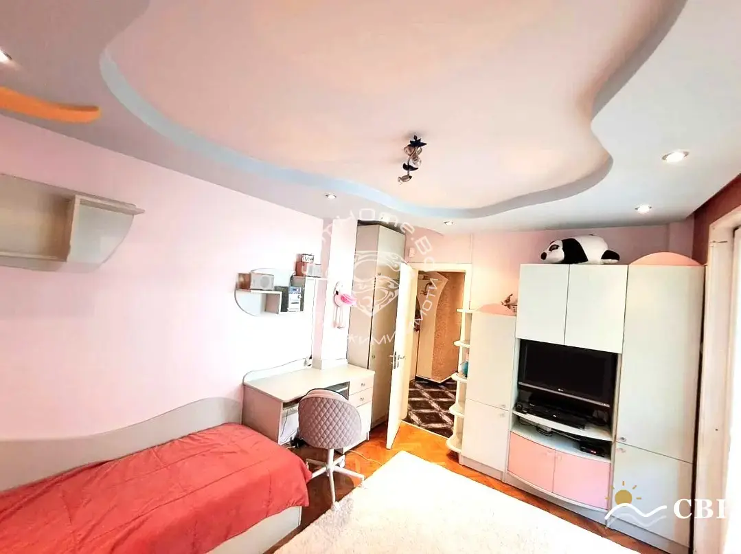Apartment, 2-room, 90 m², in Varna. Photo 5 of 9. Varna, Black Sea, Bulgaria. Cheap Beach Holiday.