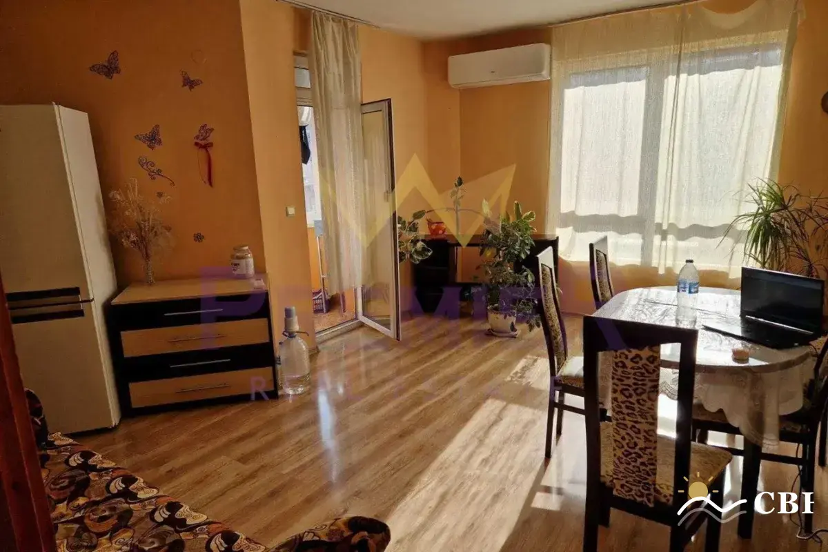 Apartment, 2-room, 65 m², in Varna. Photo 2 of 7. Varna, Black Sea, Bulgaria. Cheap Beach Holiday.