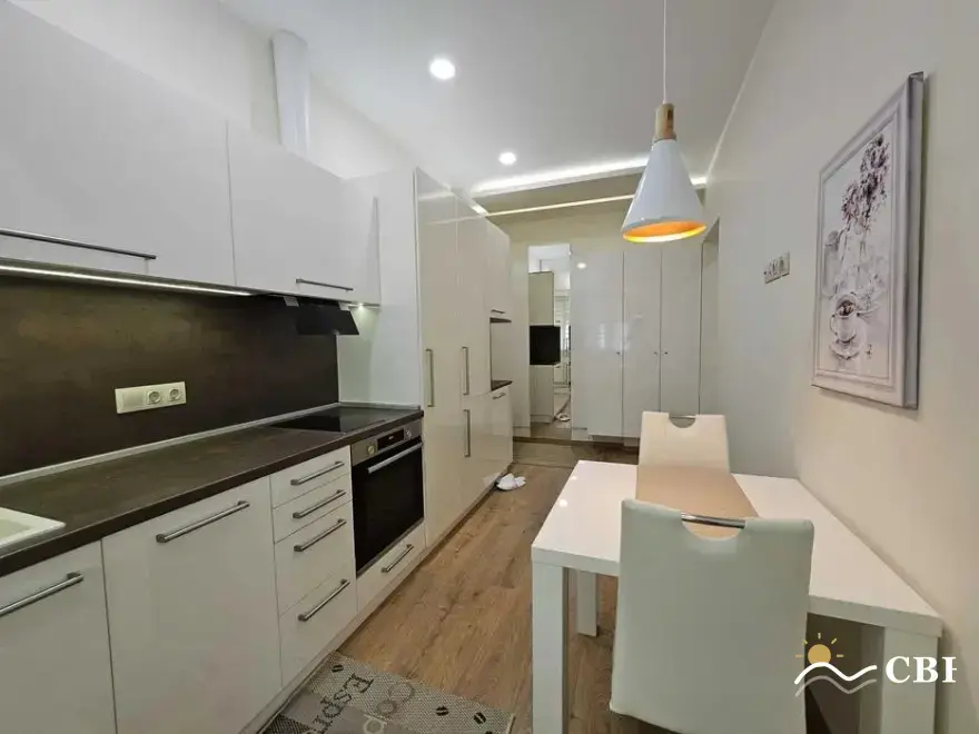 Apartment, 2-room, 40 m², in Varna. Photo 1 of 5. Varna, Black Sea, Bulgaria. Cheap Beach Holiday.