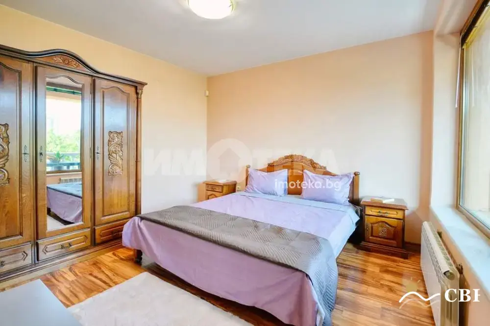 Apartment, 2-room, 55 m², in Varna. Photo 2 of 16. Varna, Black Sea, Bulgaria. Cheap Beach Holiday.