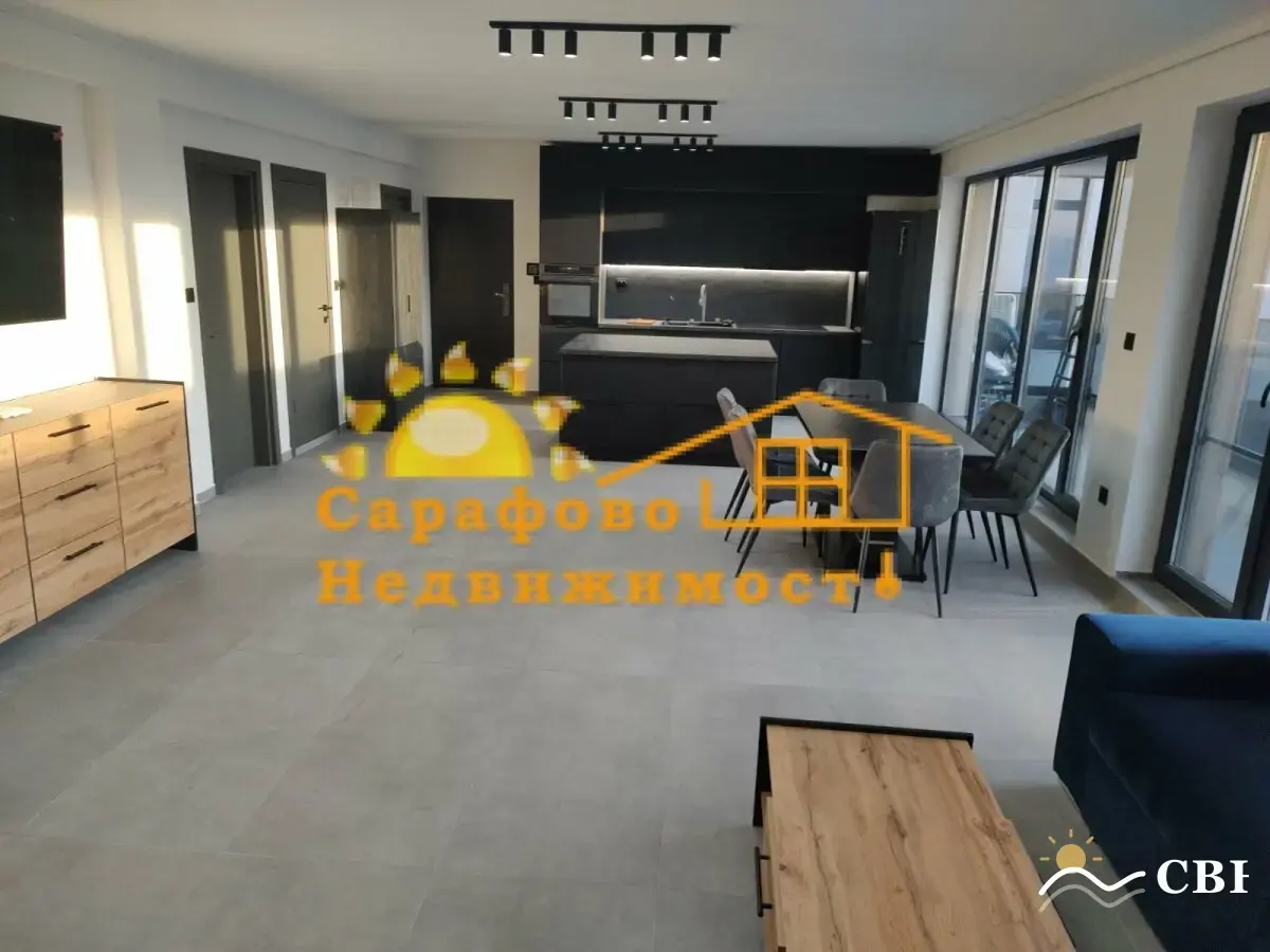 Apartment, 3-room, 138 m², in Sarafovo. Photo 1 of 16. Sarafovo, Black Sea, Bulgaria. Cheap Beach Holiday.