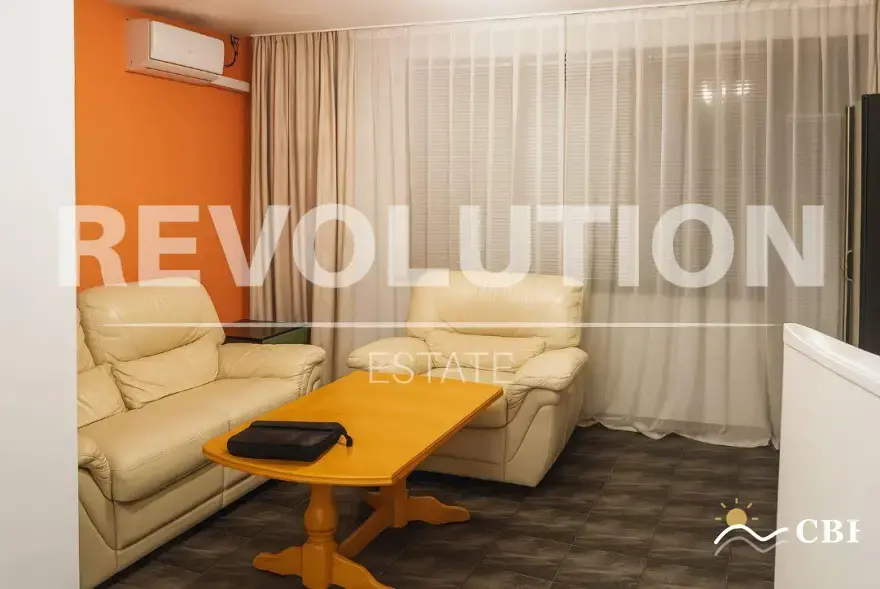 Apartment, 3-room, 95 m², in Varna. Photo 2 of 6. Varna, Black Sea, Bulgaria. Cheap Beach Holiday.