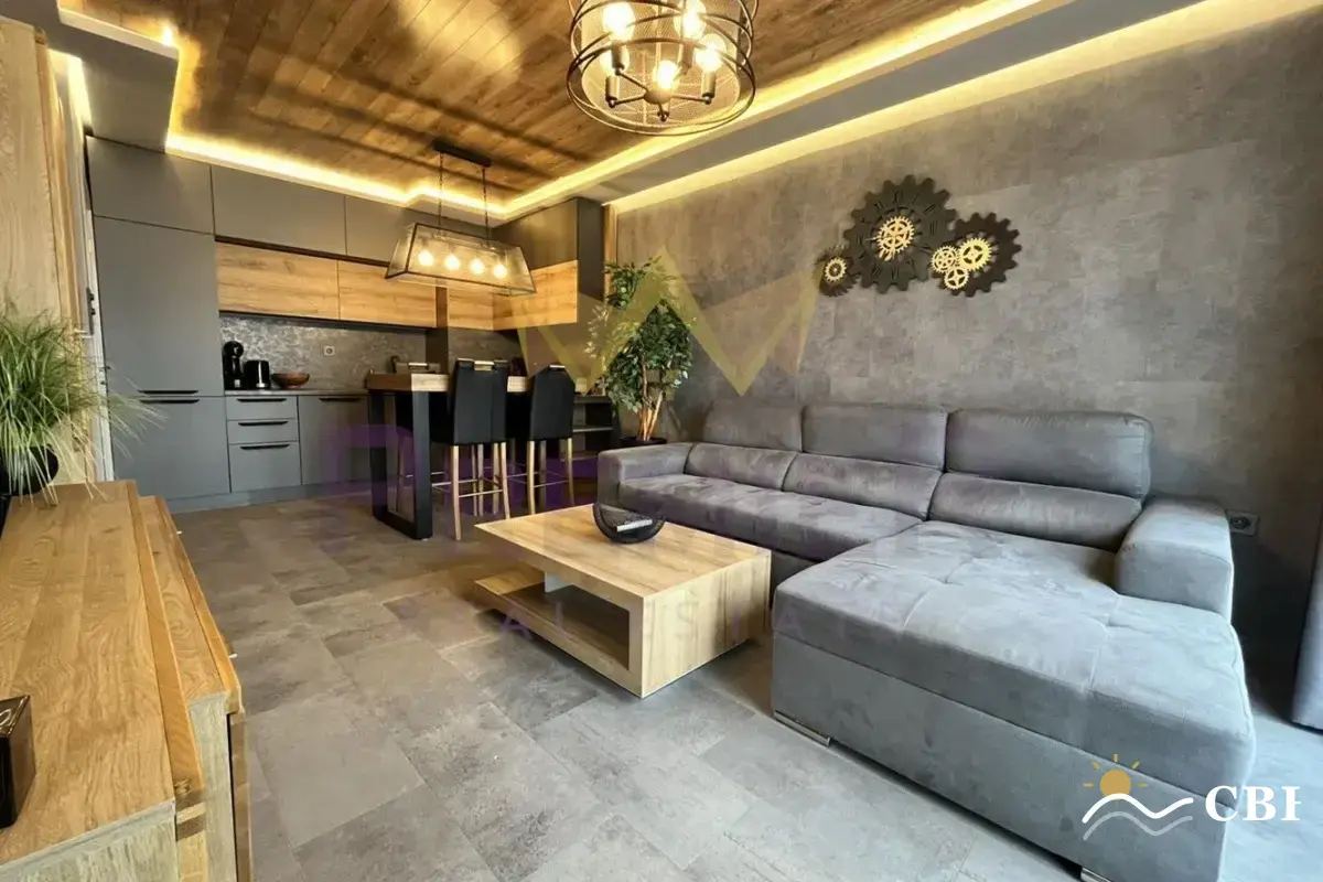 Apartment, 2-room, 65 m², in Varna. Photo 1 of 12. Varna, Black Sea, Bulgaria. Cheap Beach Holiday.