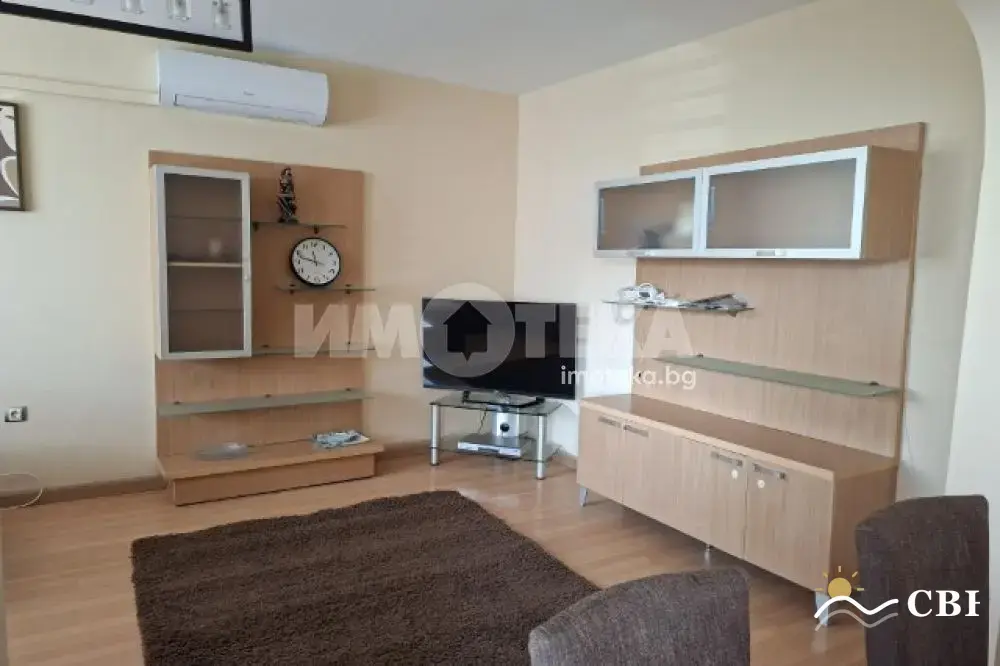 Apartment, 3-room, 100 m², in Varna. Photo 8 of 16. Varna, Black Sea, Bulgaria. Cheap Beach Holiday.