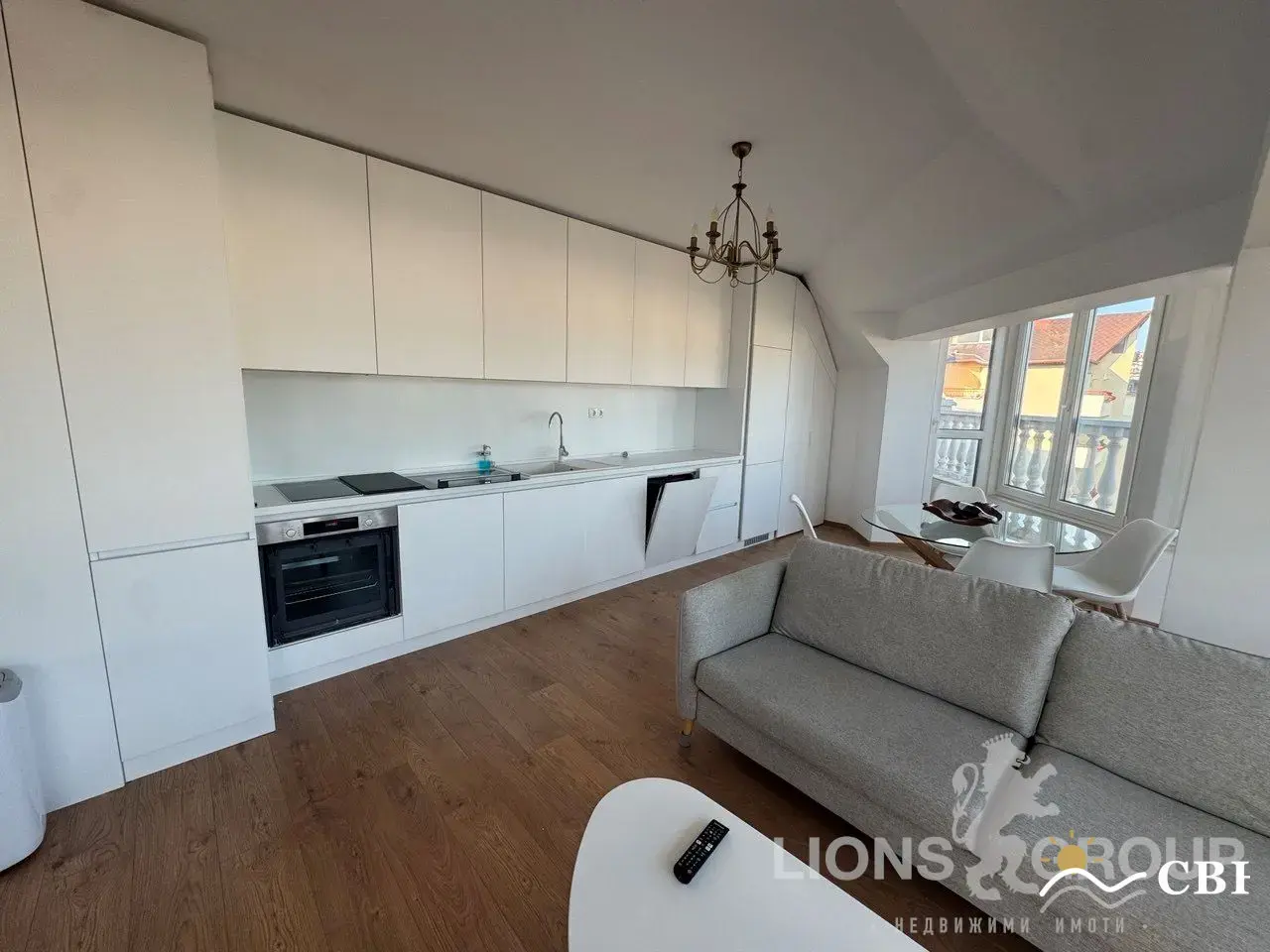 Apartment, 2-room, 106 m², in Varna. Photo 1 of 8. Varna, Black Sea, Bulgaria. Cheap Beach Holiday.
