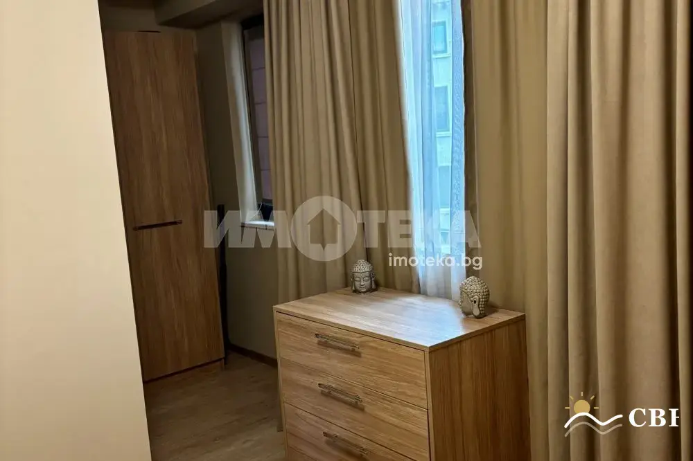 Apartment, 3-room, 82 m², in Varna. Photo 8 of 14. Varna, Black Sea, Bulgaria. Cheap Beach Holiday.