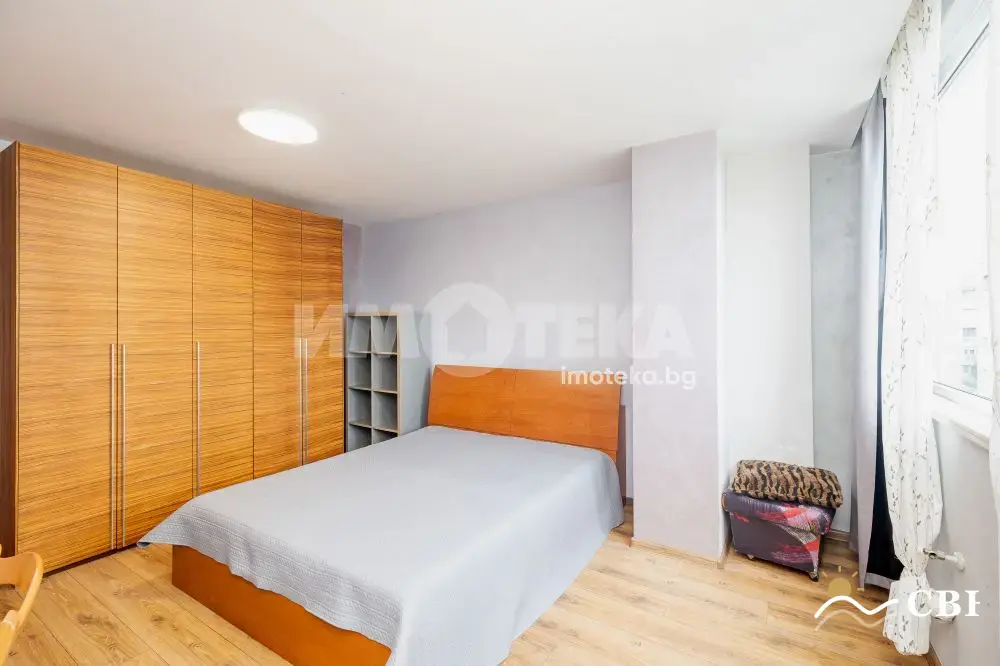 Apartment, 3-room, 98 m², in Varna. Photo 3 of 13. Varna, Black Sea, Bulgaria. Cheap Beach Holiday.