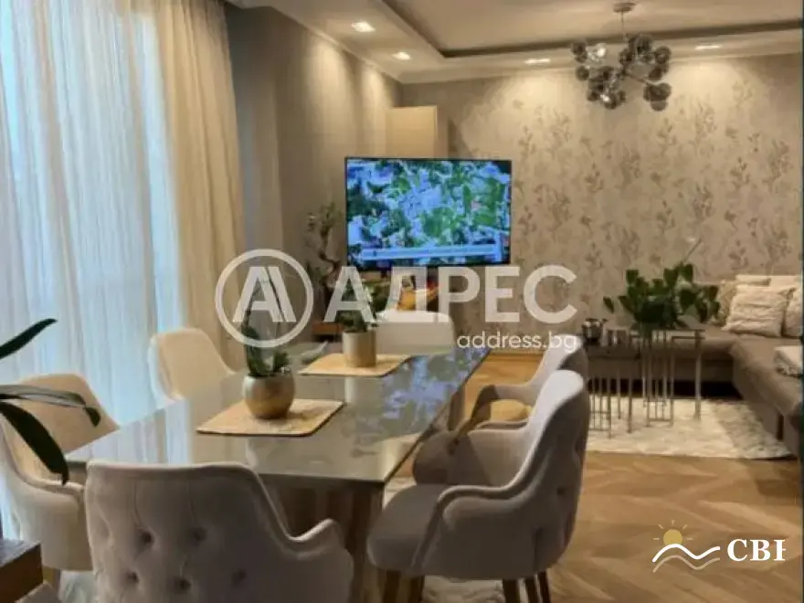 Apartment, 3-room, 116 m², in Varna. Photo 2 of 16. Varna, Black Sea, Bulgaria. Cheap Beach Holiday.