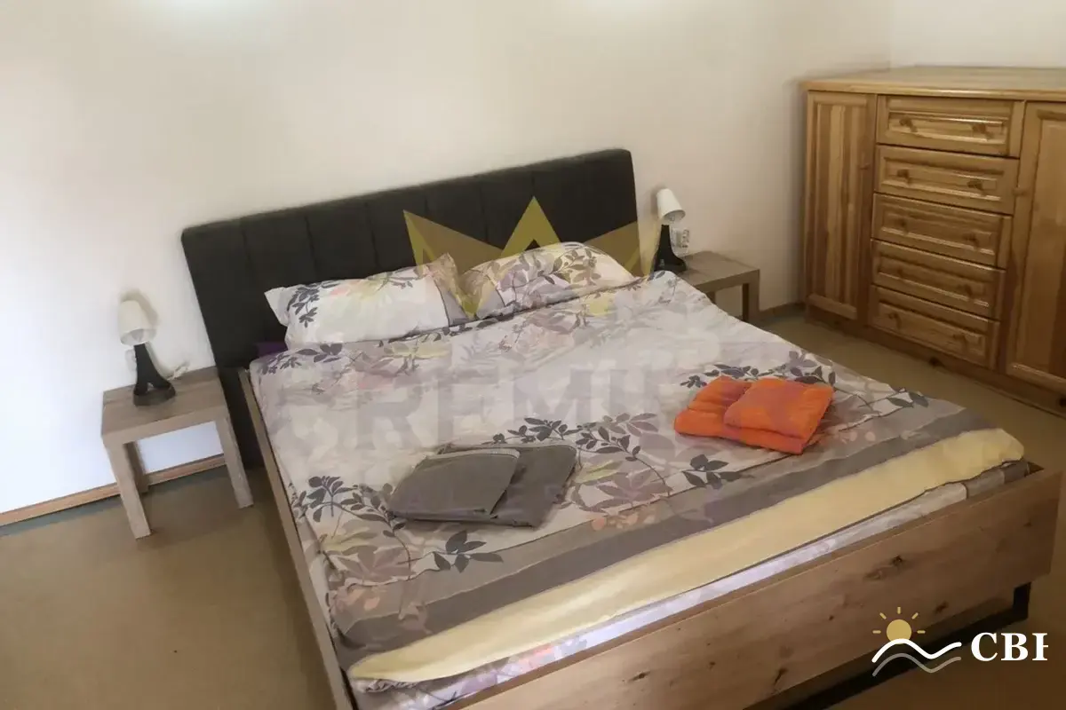 House, 1-room, 200 m², in Albena. Photo 3 of 8. Albena, Black Sea, Bulgaria. Cheap Beach Holiday.