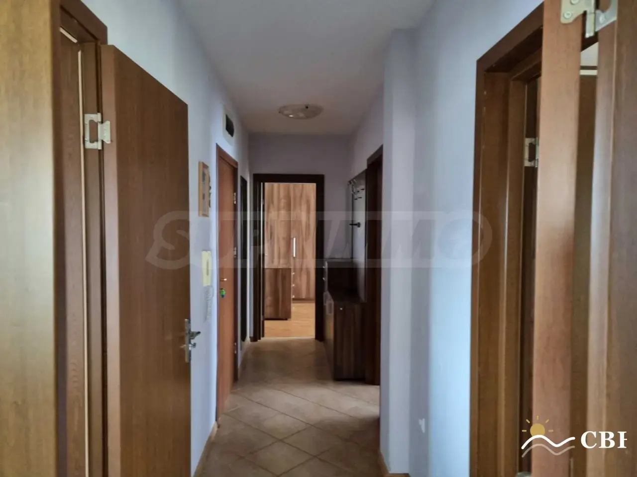 Apartment, 4-room, in St. St. Konstantin and Elena. Photo 9 of 16. St. St. Konstantin and Elena, Black Sea, Bulgaria. Cheap Beach Holiday.
