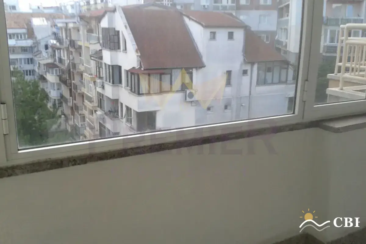 Apartment, 3-room, 82 m², in Varna. Photo 8 of 8. Varna, Black Sea, Bulgaria. Cheap Beach Holiday.