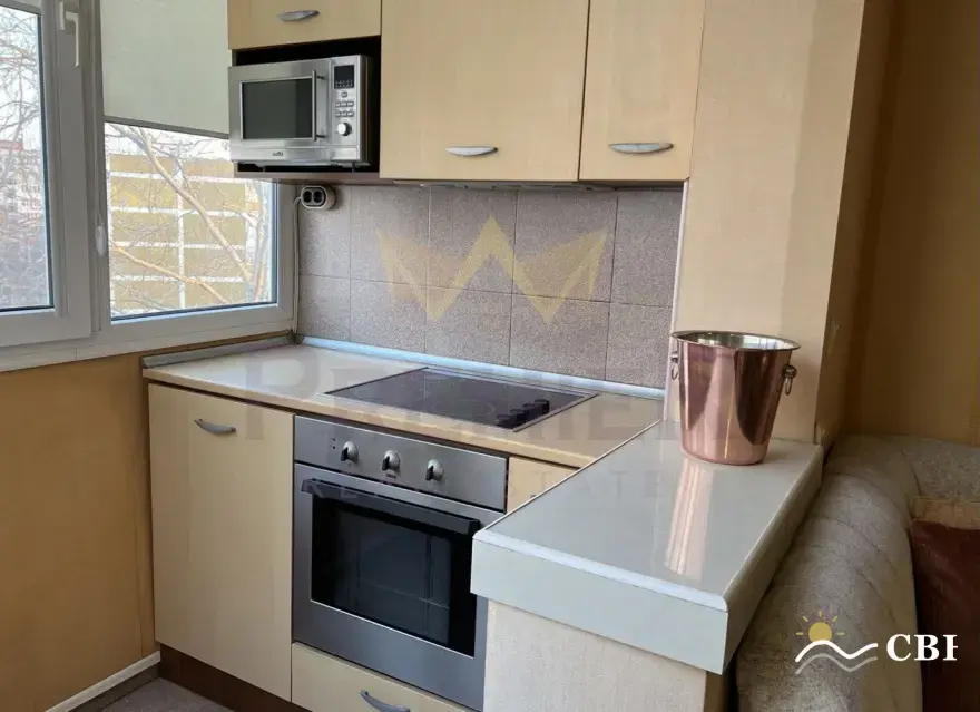 Apartment, 3-room, 80 m², in Varna. Photo 6 of 16. Varna, Black Sea, Bulgaria. Cheap Beach Holiday.