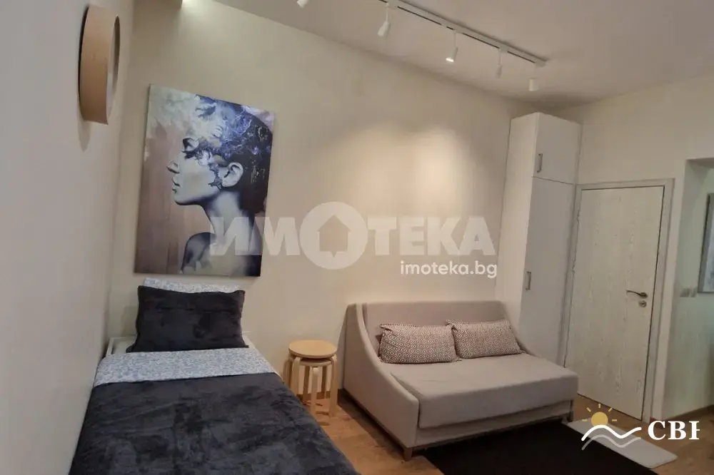 Apartment, 1-room, 40 m², in Varna. Photo 4 of 9. Varna, Black Sea, Bulgaria. Cheap Beach Holiday.