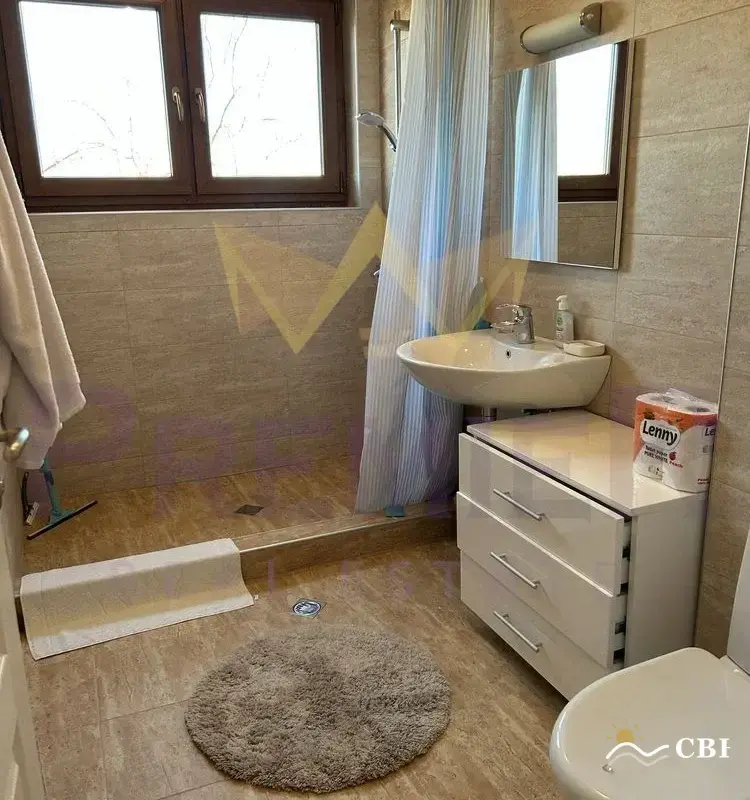 Apartment, 3-room, 116 m², in Varna. Photo 6 of 7. Varna, Black Sea, Bulgaria. Cheap Beach Holiday.