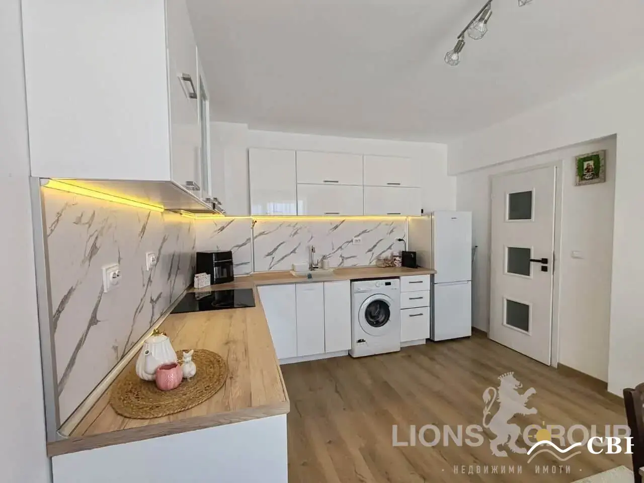 Apartment, 1-room, 70 m², in Varna. Photo 1 of 8. Varna, Black Sea, Bulgaria. Cheap Beach Holiday.