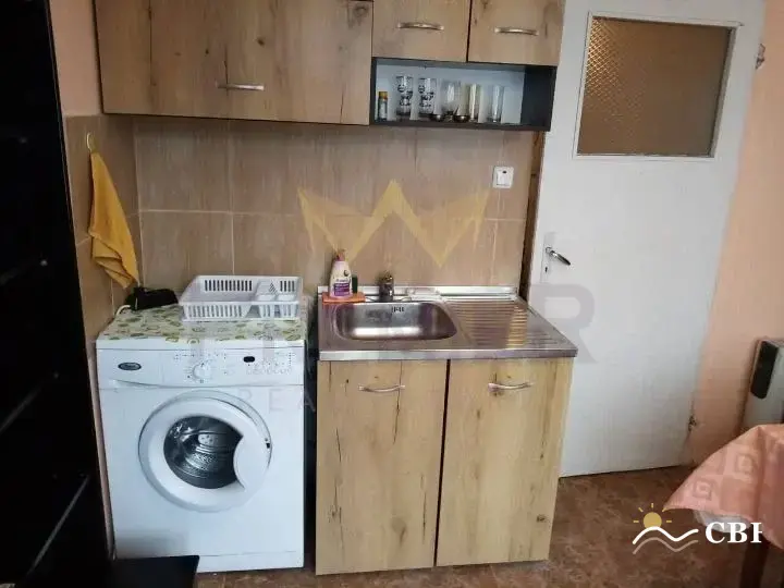 Apartment, 2-room, 40 m², in Izgrev. Photo 1 of 8. Izgrev, Black Sea, Bulgaria. Cheap Beach Holiday.