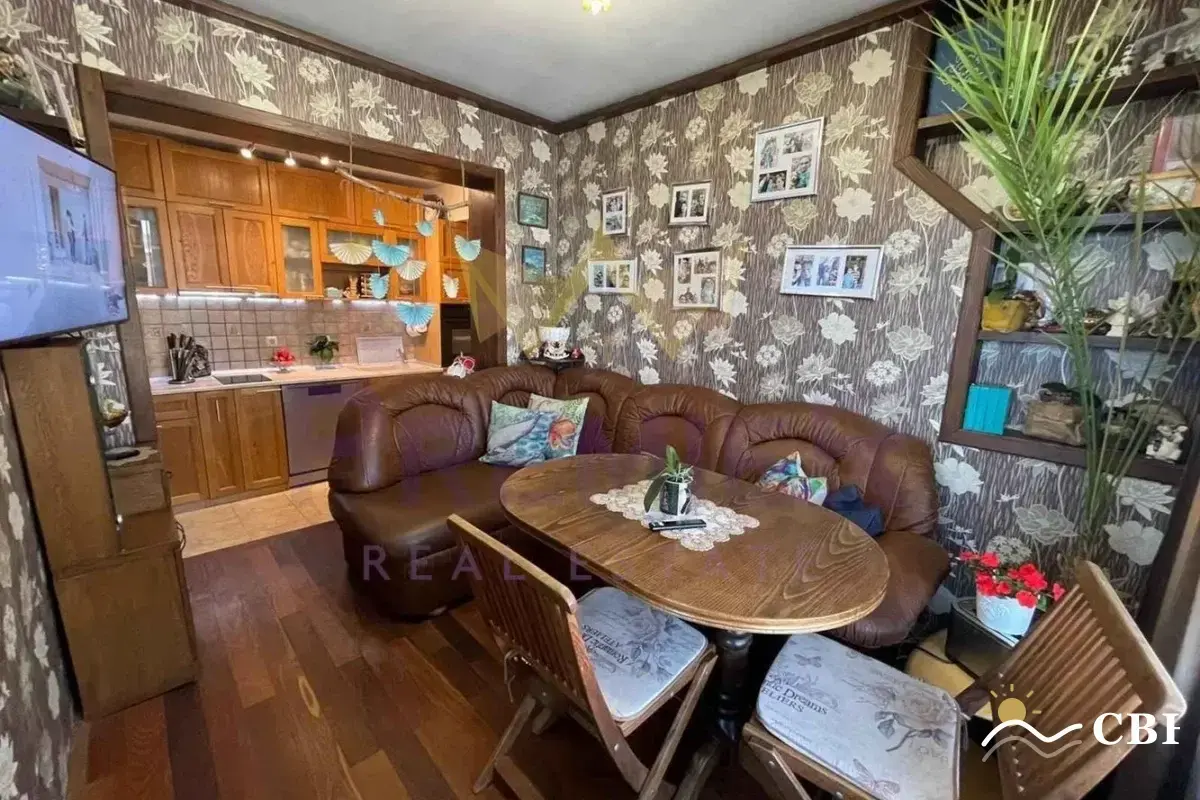 Apartment, 3-room, 65 m², in Varna. Photo 1 of 16. Varna, Black Sea, Bulgaria. Cheap Beach Holiday.