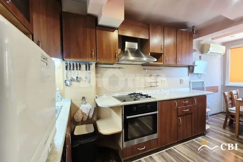 Apartment, 3-room, 80 m², in Varna. Photo 4 of 16. Varna, Black Sea, Bulgaria. Cheap Beach Holiday.