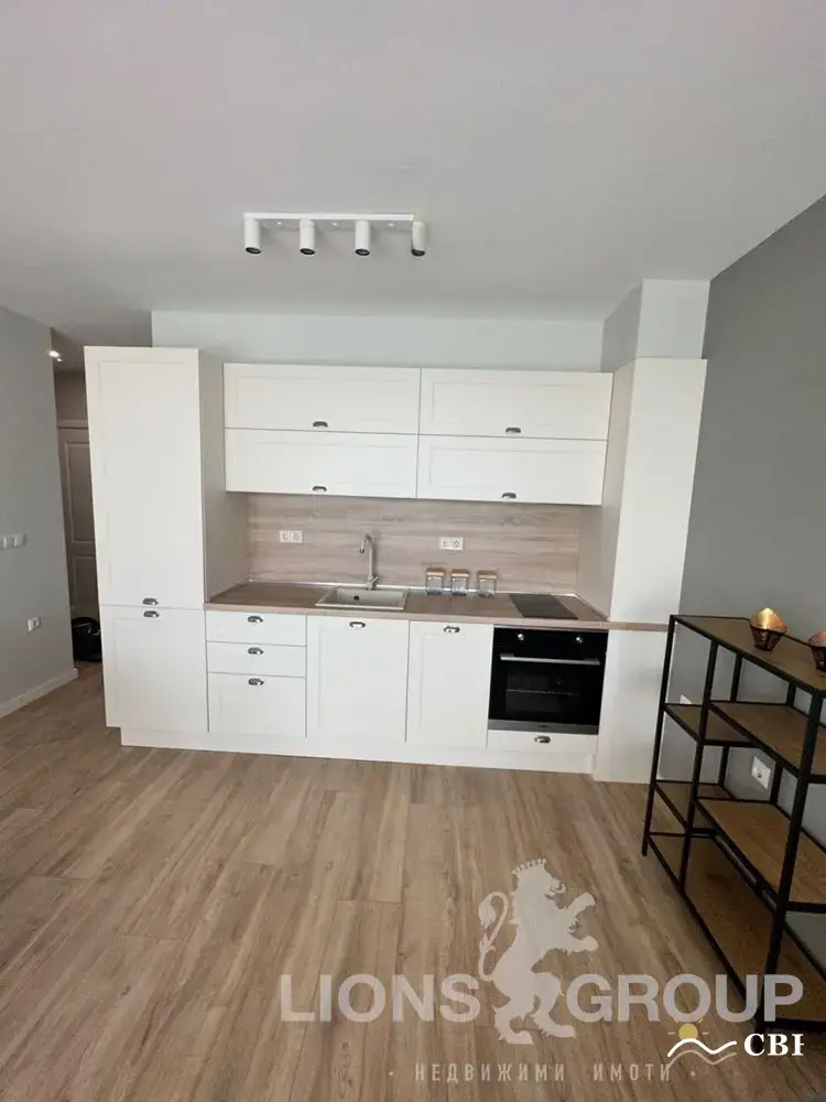 Apartment, 3-room, 102 m², in Varna. Photo 2 of 13. Varna, Black Sea, Bulgaria. Cheap Beach Holiday.