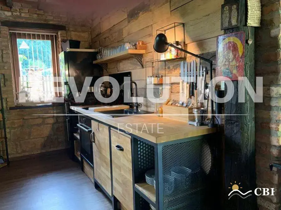 House, 1-room, 120 m², in St. St. Konstantin and Elena. Photo 5 of 9. St. St. Konstantin and Elena, Black Sea, Bulgaria. Cheap Beach Holiday.