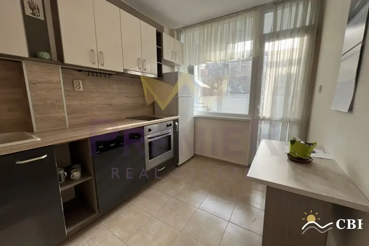 Apartment, 3-room, 100 m², in Varna. Photo 2 of 14. Varna, Black Sea, Bulgaria. Cheap Beach Holiday.