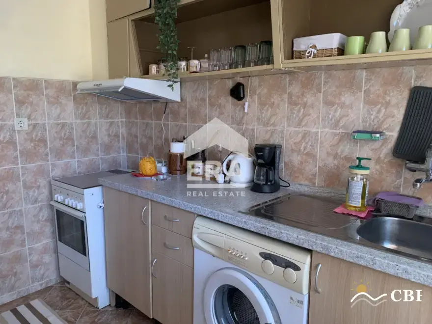 Apartment, 4-room, 80 m², in Burgas. Photo 4 of 10. Burgas, Black Sea, Bulgaria. Cheap Beach Holiday.